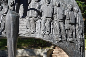 Accordion sculpture