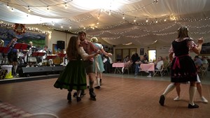 Tyrolean dancer on skates